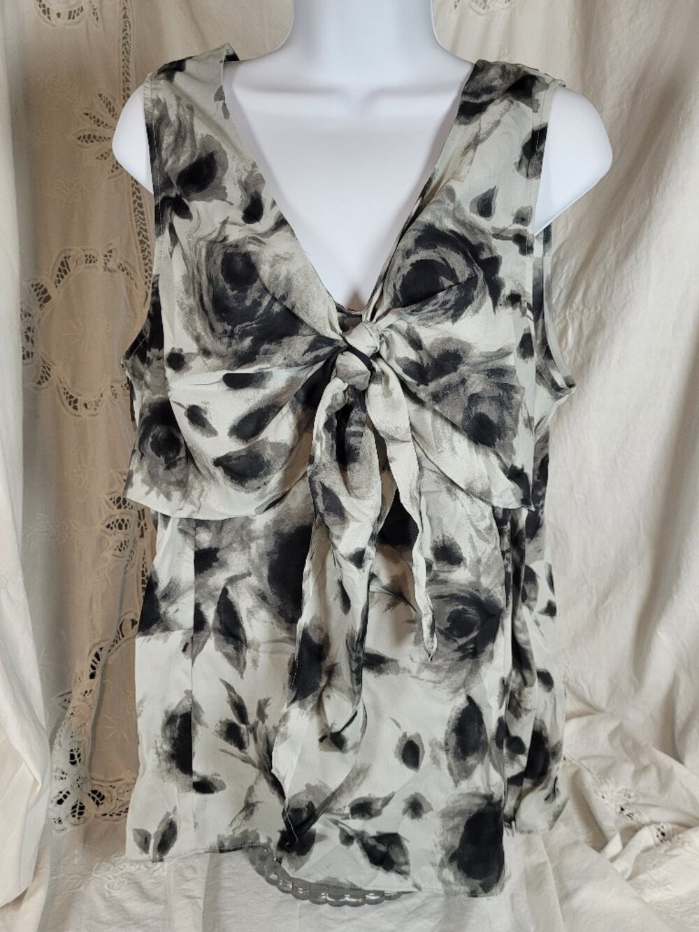 Womens XL Shell Sleeveless Blouse Black Gray Sheer Side Zipper Ann Klein AK